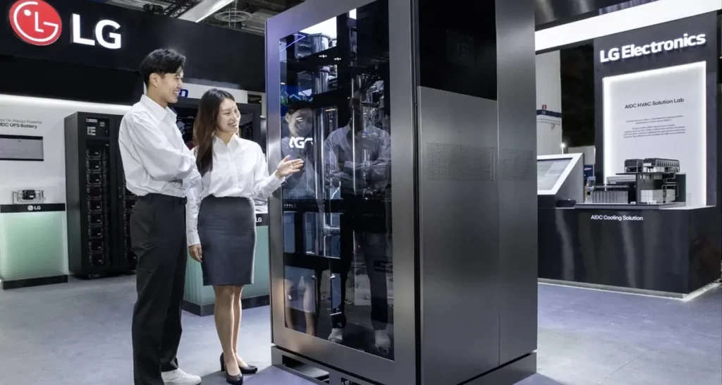 إل جي تعرض حلول مراكز البيانات المتكاملة في معرض مراكز البيانات العالمي في آسيا 2025