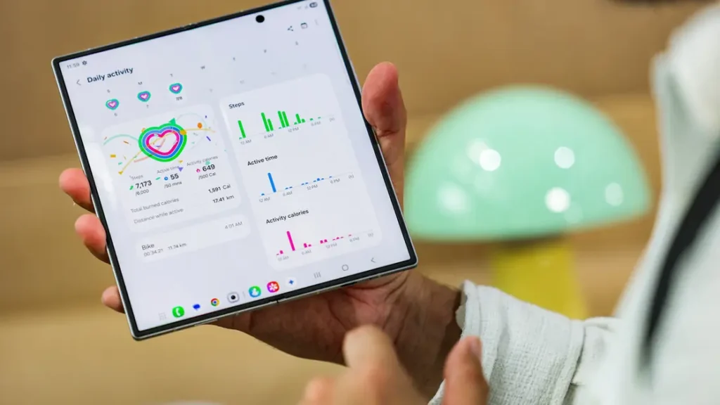 “سامسونج” تعلن عن هاتف ” Galaxy Z TriFold” وتحدد موعد إطلاقه