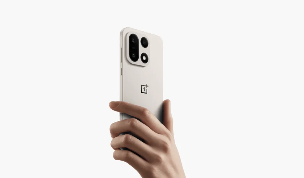 OnePlus تكشف عن سعة بطارية هاتف OnePlus 15R رسميًا