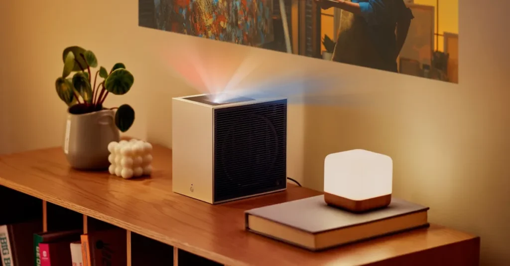 LG CineBeam S جهاز العرض الذكي المحمول بدقة 4K يصل إلى الشرق الأوسط