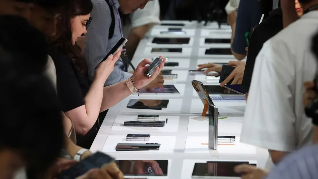 5 أمور يجب مراعاتها قبل شراء هاتف جديد في عام 2026