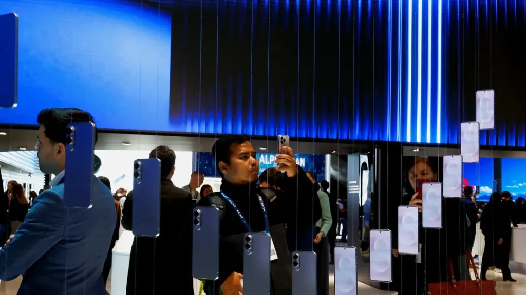 قائمة الهواتف الذكية المتوقع إطلاقها في فبراير 2026