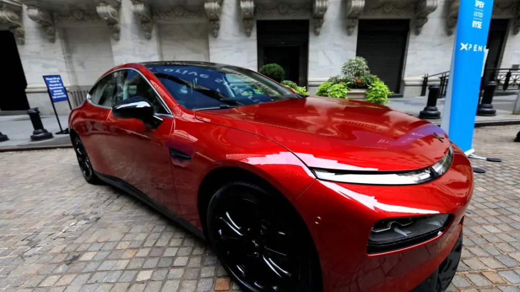 “إكس بينج” و”هواوي” تكشفان عن مصابيح ذكية للسيارات